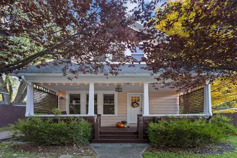 37 Beckwith St, Norwich, CT 06360