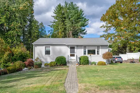 29 Carmel Hill Rd, Watertown, CT 06795