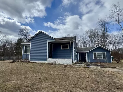 45 Littlefield Rd, Hampton, CT 06247