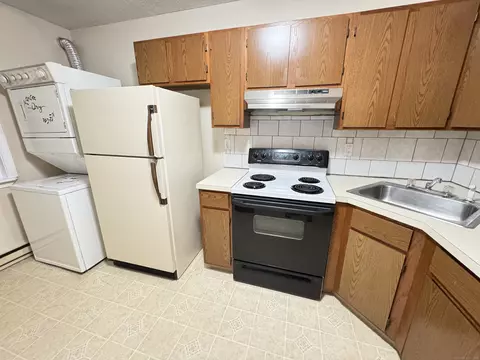 35 Mountain Village Rd #23, Waterbury, CT 06706