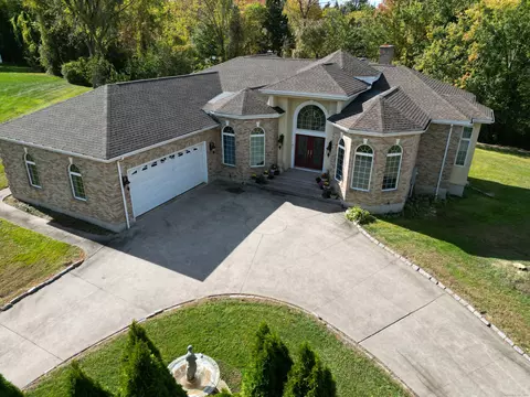 69 Aresco Dr, Middletown, CT 06457