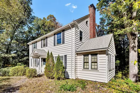 635 Mountain Rd, Bristol, CT 06010