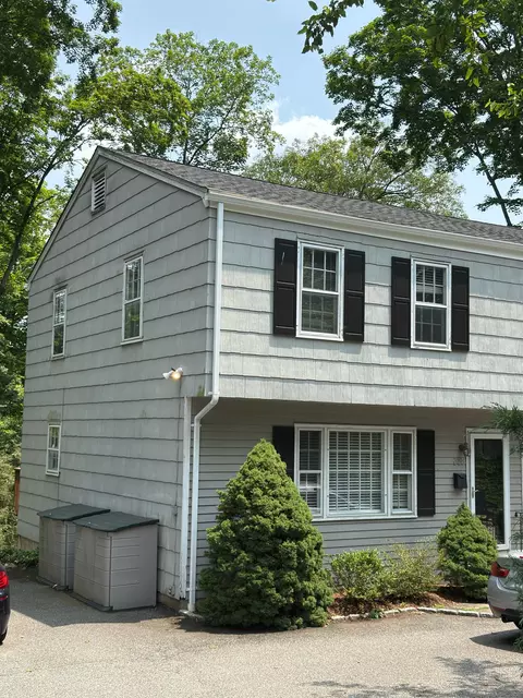 388 Main St, New Canaan, CT 06840