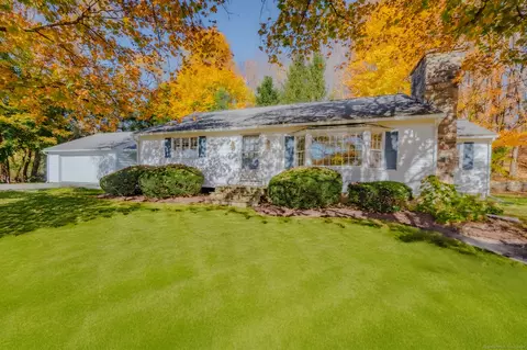 241 E Canaan Rd, North Canaan, CT 06024