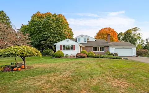 78 Mountain Rd, Farmington, CT 06032