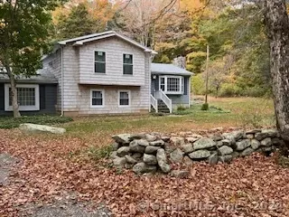 22 Ben Merrill Rd, Clinton, CT 06413