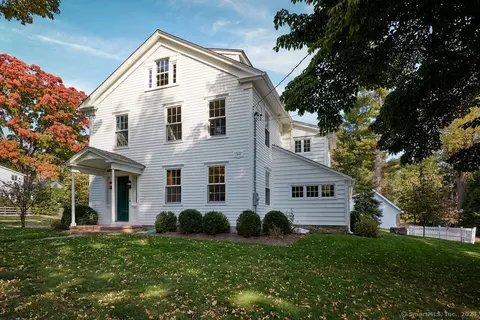 64 Wright St, Westport, CT 06880