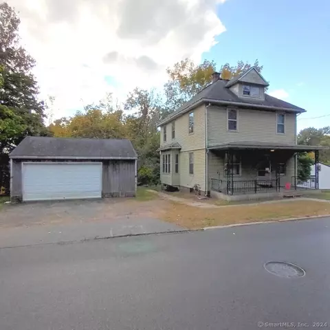 1231 Hanover Ave, Meriden, CT 06451