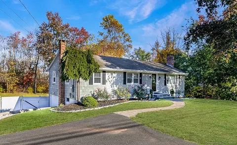 680 Church St, Newington, CT 06111