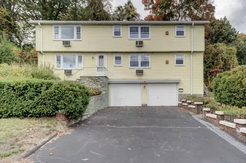 23 Randolph Ct, New Britain, CT 06053