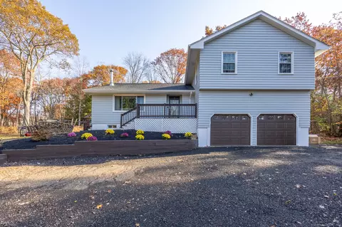 78 North St, Plymouth, CT 06782