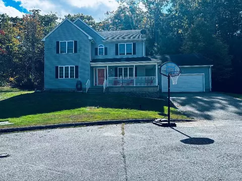 684 Heron Dr, Torrington, CT 06790