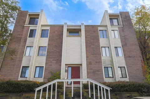 89 Burgundy Hill Ln #89, Middletown, CT 06457