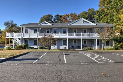 60 Senior Dr #60, Monroe, CT 06468