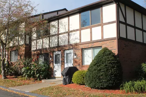 181 Hicks St #3B, Meriden, CT 06450