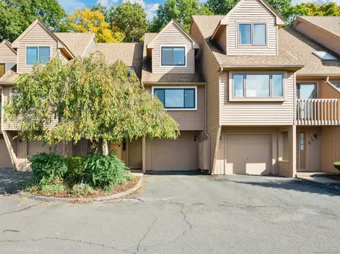 242 Talcottville Rd #205, Vernon, CT 06066
