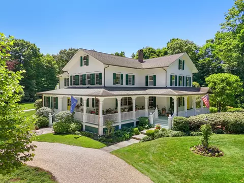 100 Hanson Rd, Darien, CT 06820