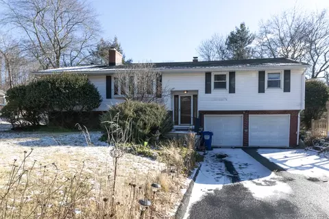 5 Tabor Rd, Danbury, CT 06811