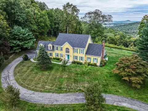 11 Partridge Trl, Sherman, CT 06784