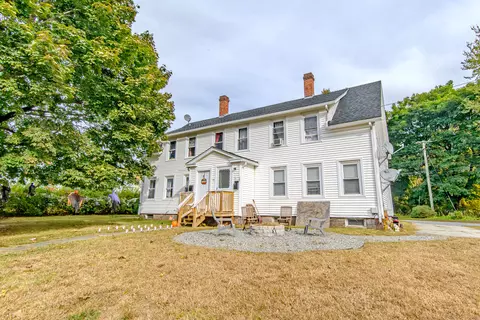 21-23 8th St, Plainfield, CT 06374