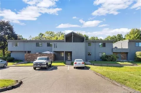 115 Webster Ct #115, Newington, CT 06111