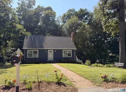 21 Sunset Dr, East Hampton, CT 06424