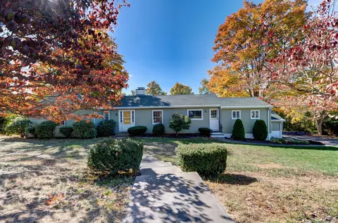 63 Round Hill Rd, Berlin, CT 06037