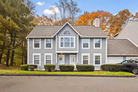 32 Hawley Gln #32, Stratford, CT 06614