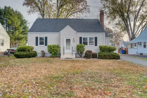 14 Brian Rd, West Hartford, CT 06110