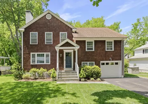 67 Dubois St, Darien, CT 06820