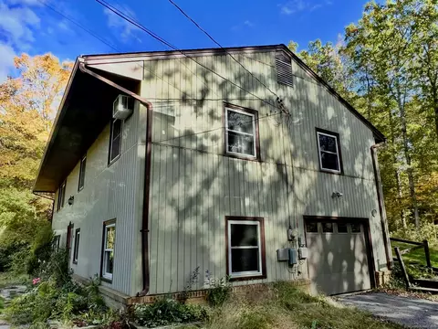 56 Olsen Dr, Mansfield, CT 06250