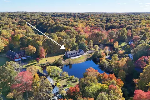 7 Church Ln, Weston, CT 06883