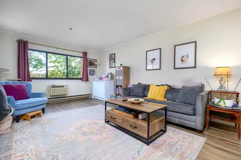 970 Hope St #3A, Stamford, CT 06907