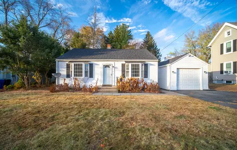 72 Maple St, East Hartford, CT 06118
