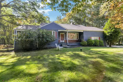 494 Westover Rd, Stamford, CT 06902