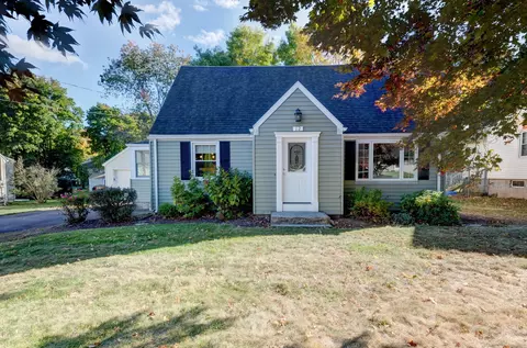 12 Briar Ln, Berlin, CT 06037