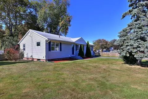 6 Contact Dr, West Haven, CT 06516