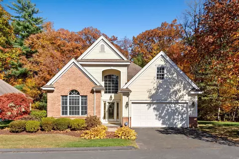 17 Bailey Ct #17, Farmington, CT 06032