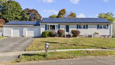 45 Robin Rd, West Haven, CT 06516