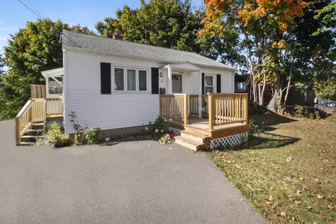 36 Carol Dr, Bristol, CT 06010