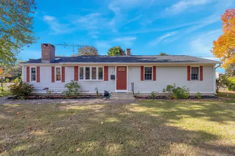 2 Marshall Dr, Enfield, CT 06082