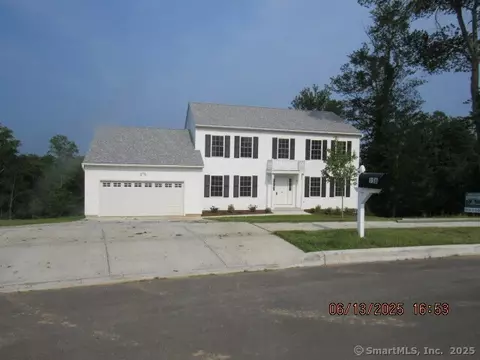 11 Warm Earth Rd, Naugatuck, CT 06770