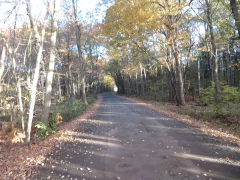 East Road, East Windsor, CT 06088