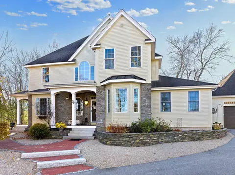 70 Joy Rd, Woodstock, CT 06281