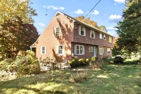 15 Orchard Heights Rd, Essex, CT 06426