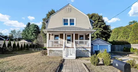 12 Hardwick Rd, Quaker Hill, CT 06375