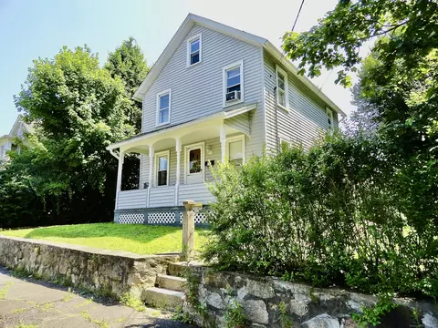 80 Red Mountain Ave, Torrington, CT 06790