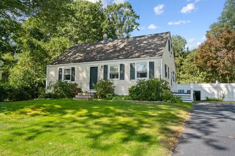 89 Connecticut Blvd, Oakdale, CT 06370