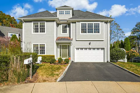 60 Southport Rdg, Fairfield, CT 06890