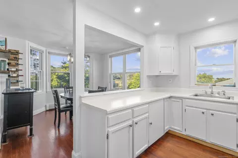 25 Chestnut St #3-I, Norwalk, CT 06854